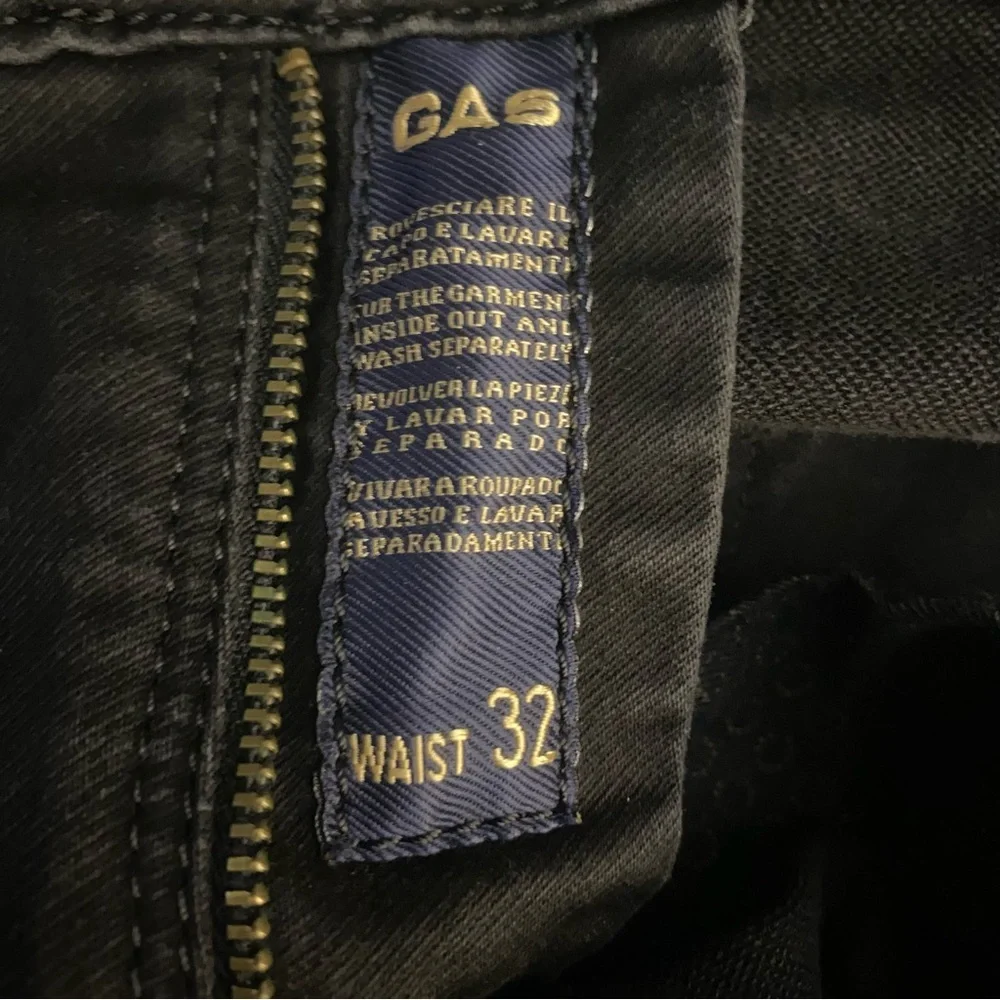 Gas Jeans Anders Slim Fit Men's Black Denim W32 x L30 Classic Style - Picture 3 of 12